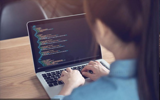 陆丰 api php源码,下载的php源码怎么运行呢？